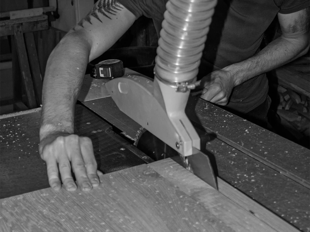 Découpe pour mobilier en bois à Lons le Saunier